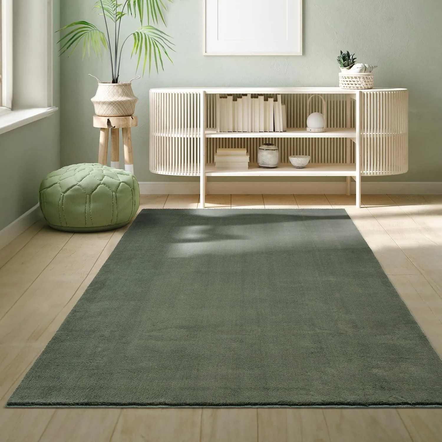 the carpet Relax kuscheliger Kurzflor Teppich, Anti-Rutsch Unterseite, Waschbar bis 30 Grad, Super Soft, Felloptik, Dun…
