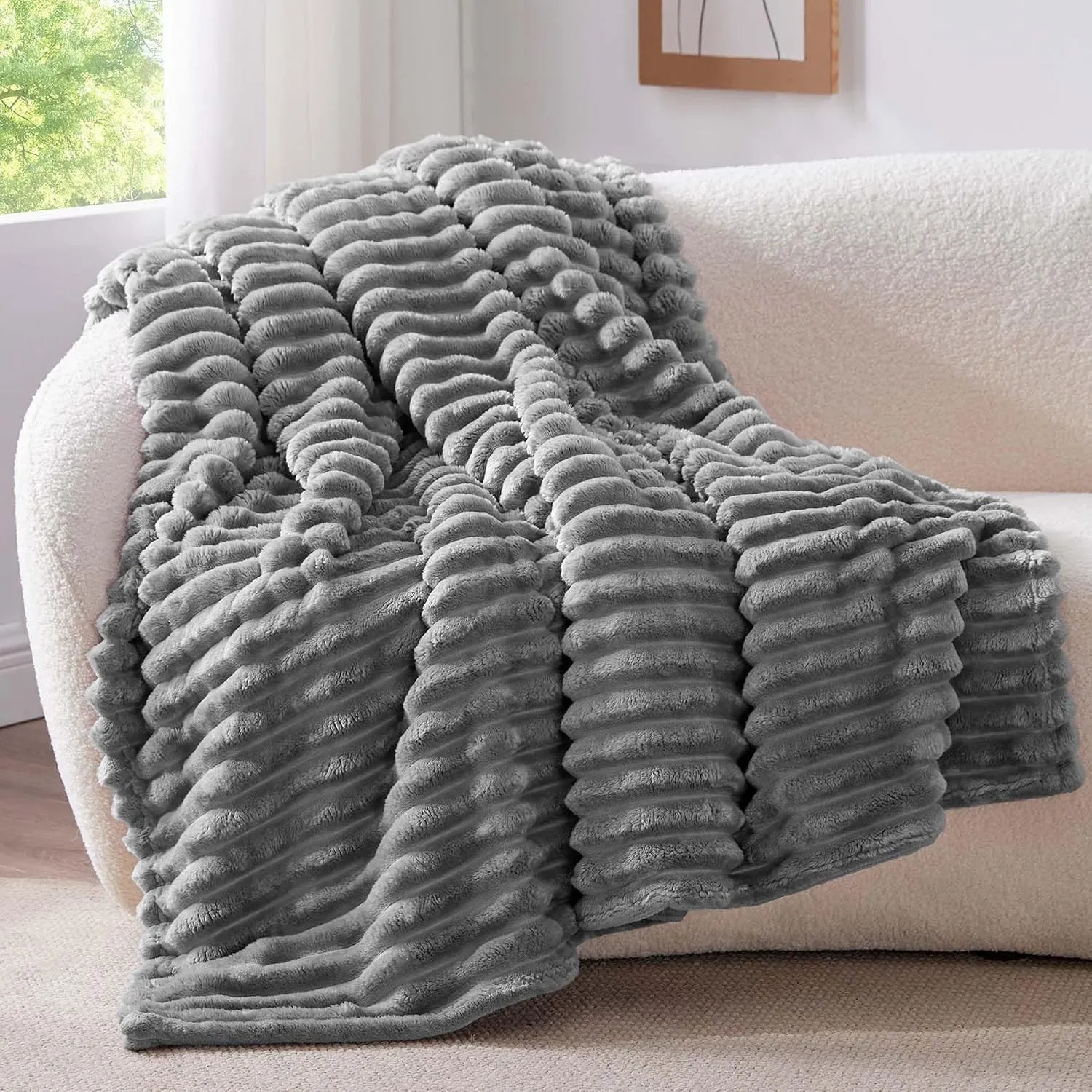 BEDELITE Kuscheldecke Flauschig Deko Decke für Sofa, Grau, 125x150