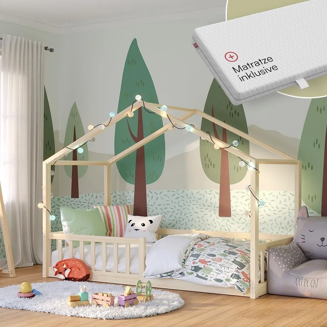 Bellabino Bia Kinderbett 90x200 cm – Hausbett mit Matratze, Rausfallschutz & Lattenrost – Montessori Bodenbett aus Mass…