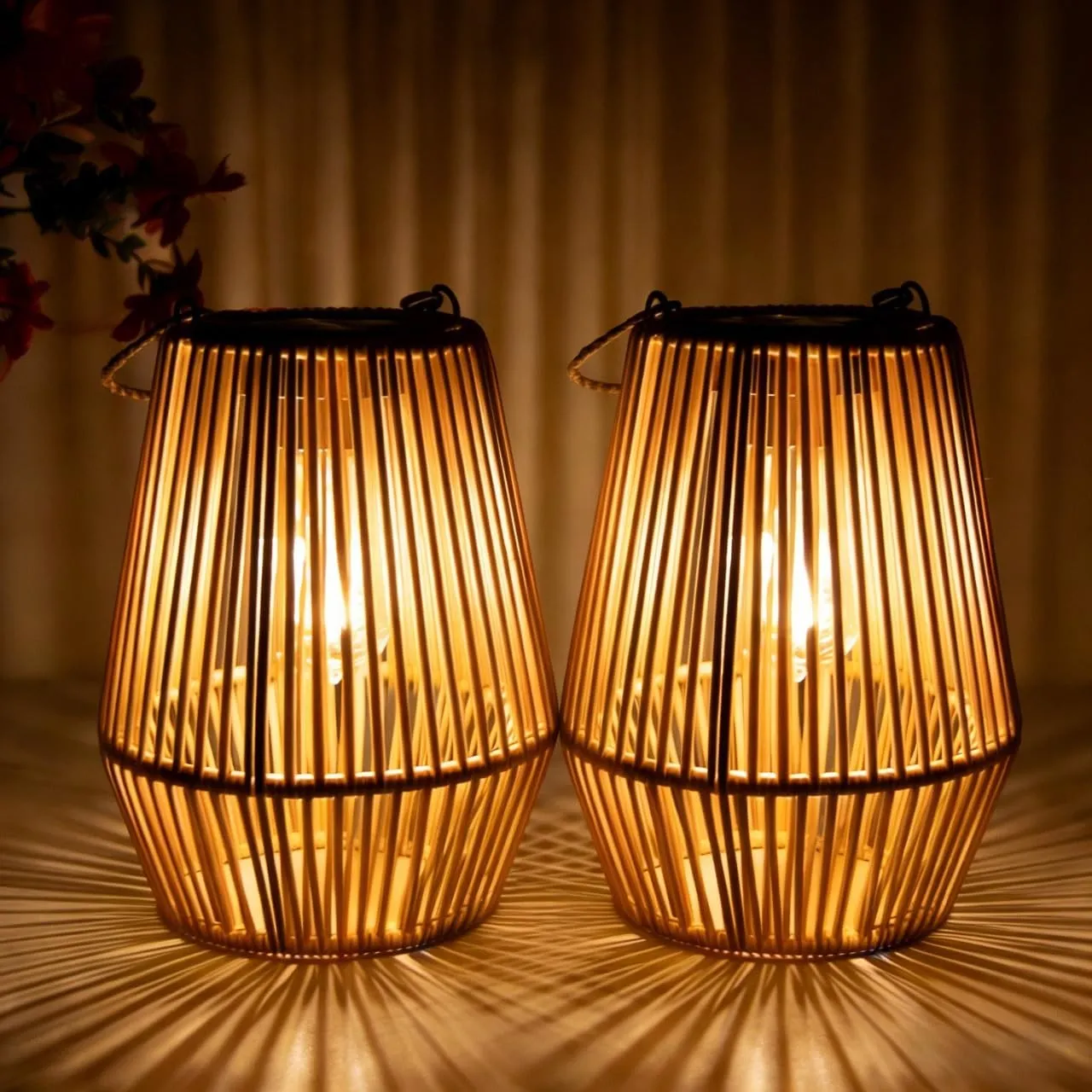 Solar Laternen für Außen, 2 Stück Handgewebtes Rattan Solarlampen für Außen Hängend, IP65 Wasserdicht Geschenke für Fra…